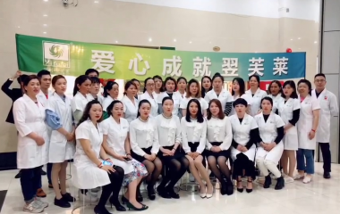 2018年3月26日學(xué)員畢業(yè)合影